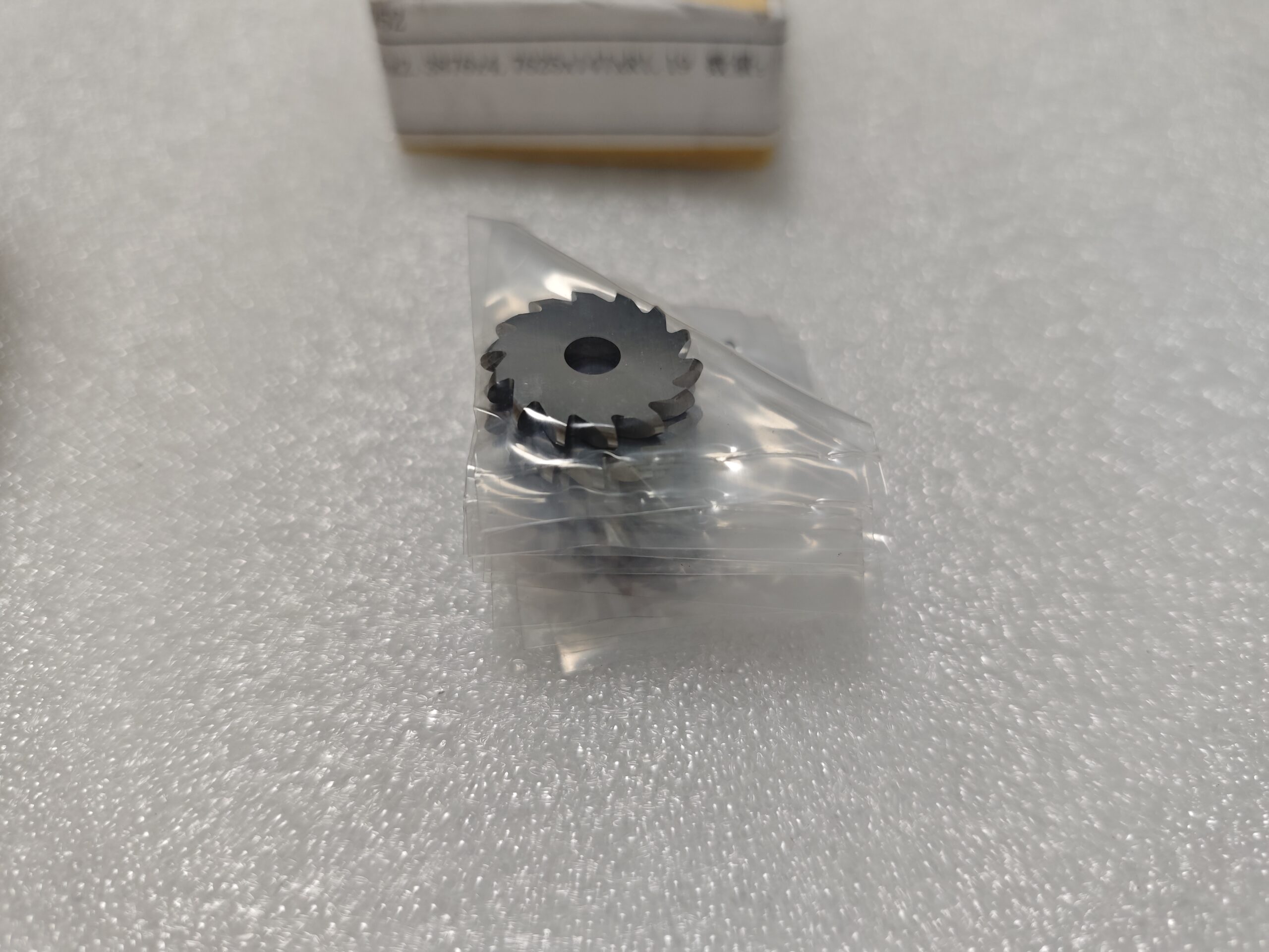 Solid Carbide Full Radius Slitting Saw - Image 4